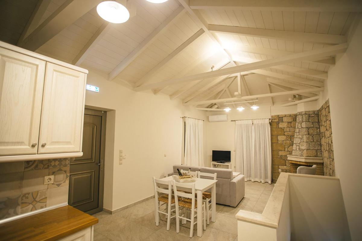 Tseralia Houses Stoúpa Pokoj fotografie
